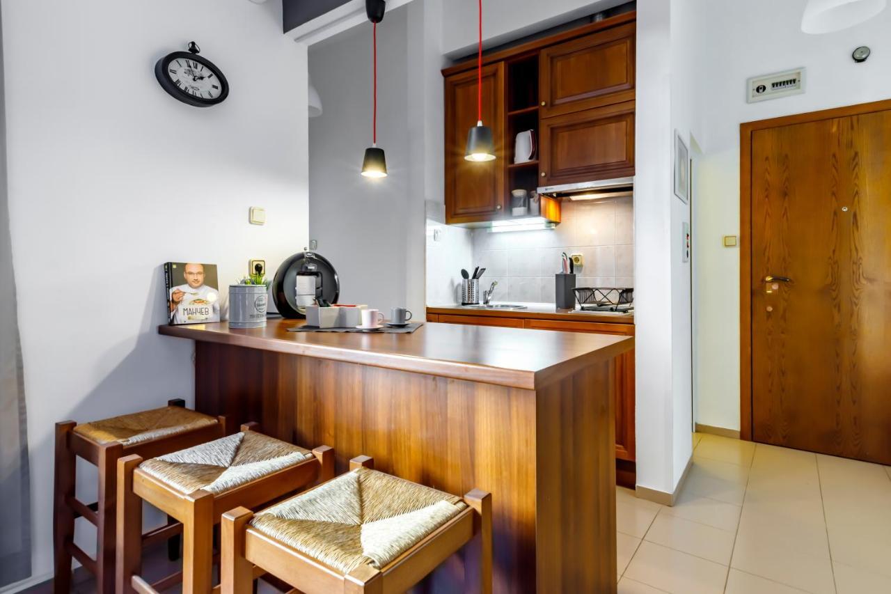 11 Apartment